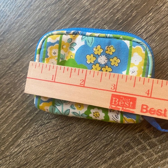 Vera Bradley Floral Coin Purse and Charm Blue Green Yellow - Picture 4 of 5